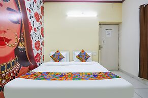 Fabexpress Grand Resort