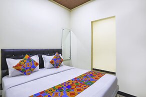 Fabexpress Sai Palace