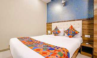 FabExpress Sarah Gold