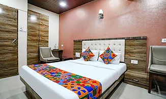 FabExpress Sarah Gold