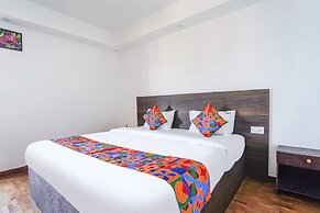 FabExpress California Inn