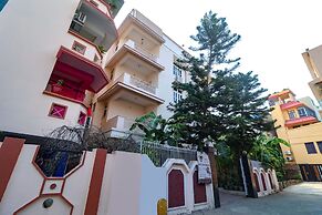 FabExpress Westend Inn