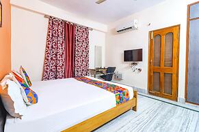 FabExpress Westend Inn