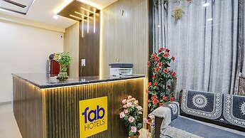 Fabhotel Royal Inn Ii