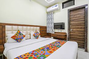 Fabhotel Naresh Palace