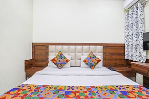 Fabhotel Naresh Palace