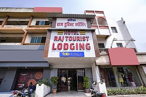 Fabexpress Raj Tourist