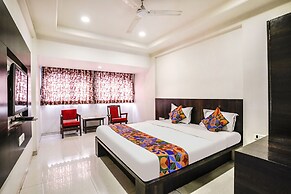 Fabexpress Raj Tourist