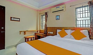 Fabexpress Sakthi Inn