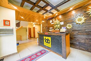 Fabhotel Maanjot Cottage