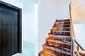 Fabhotel Mantra Residency