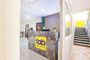 FabHotel Blue Spring - Near Hi-tech City Metro Station, Hitech City