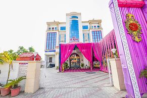 Fabhotel Prime The Mirage