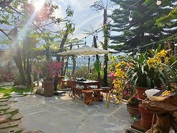 LoveHouse Homstay Sapa