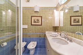 Luxury Apartment In Villa Cava