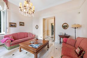 Luxury Apartment In Villa Cava