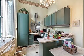 Luxury Apartment In Villa Cava