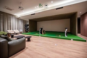 The Metropole Opera Residence by Kaystay