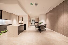 The Metropole Opera Residence by Kaystay