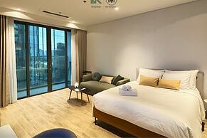 The Metropole Opera Residence by Kaystay