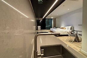 The Metropole Opera Residence by Kaystay