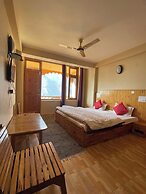 Goroomgo Chanderlata Cottage Naggar Kullu