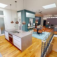 Wolf Den Loft Downtown AVL