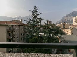 Ponte Vecchio Family Apartment