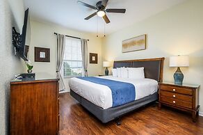 Beautiful Modern Condo, Near the Parks! 3021