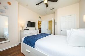 Beautiful Modern Condo, Near the Parks! 3021