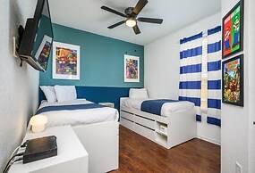 Beautiful Modern Condo, Near the Parks! 3021