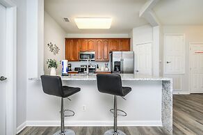 New Listing, Gorgeous Modern Vacation Condo - 3019