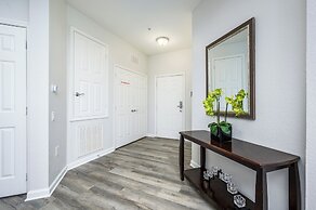 New Listing, Gorgeous Modern Vacation Condo - 3019