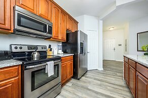 New Listing, Gorgeous Modern Vacation Condo - 3019