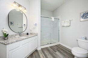 New Listing, Gorgeous Modern Vacation Condo - 3019