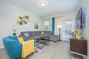 Brand New Modern Vista Cay Reserve Condo - 6005