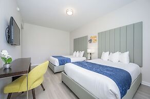 Brand New Modern Vista Cay Reserve Condo - 6005