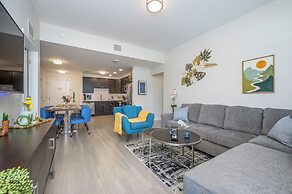 Brand New Modern Vista Cay Reserve Condo - 6005