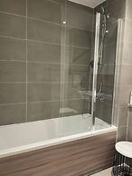 Brand New Stunning 2-bed Apartment in Dagenham