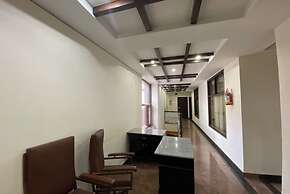 Goroomgo Garden Reach Mussoorie