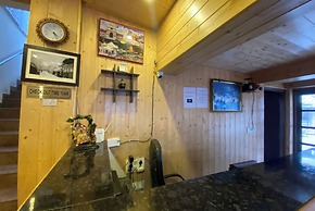 Goroomgo Garden Reach Mussoorie