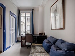 Paris Mozart Prestige Residence