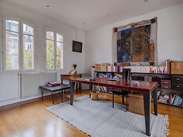 Paris Mozart Prestige Residence