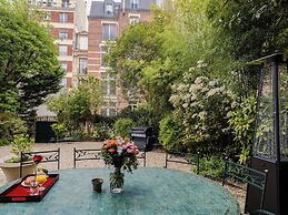 Paris Mozart Prestige Residence