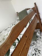 Cozy Coastal Lodge in Hayle