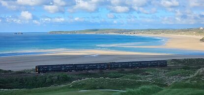 Cozy Coastal Lodge in Hayle
