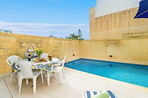 Ta'sandrija Pool And Well-being In Gozo