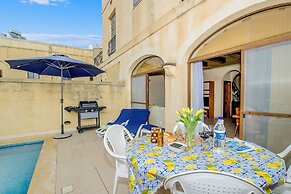 Ta'sandrija Pool And Well-being In Gozo