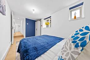 Remarkable 2-bed Apartment in Central London
