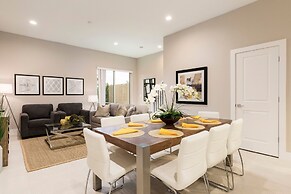 4 BR 4 BA Villa 5min Disney Family Getaway